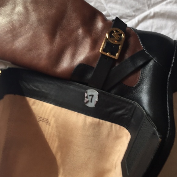 Michael Kors Boots - Leather and Logo Riding - Picture 9 of 12